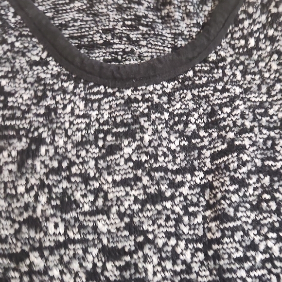 Free People Black/White Heathered Long Sleeve Light Knit Sweater✨️✨️✨️ - Picture 5 of 9